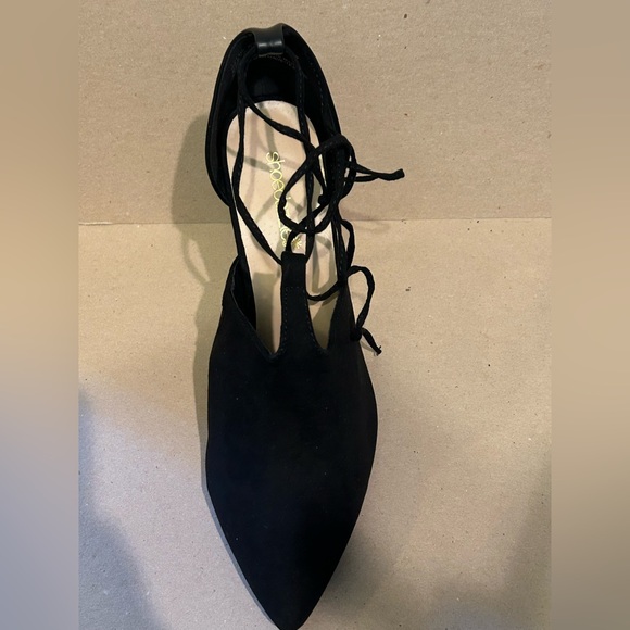 Shoedazzle Lottie Pump Black Faux Suede Strappy Spike Heel Size 8.5 NEW - Picture 2 of 6